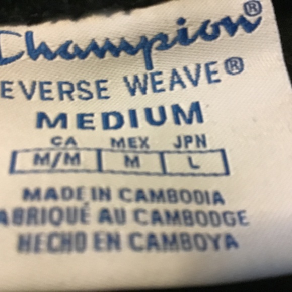 Champion Short Medium - Picture 3 of 3